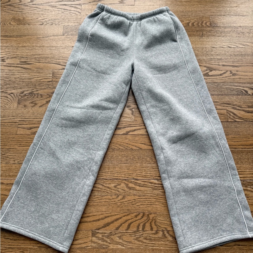 Edikted Kids Gray Sweatpants